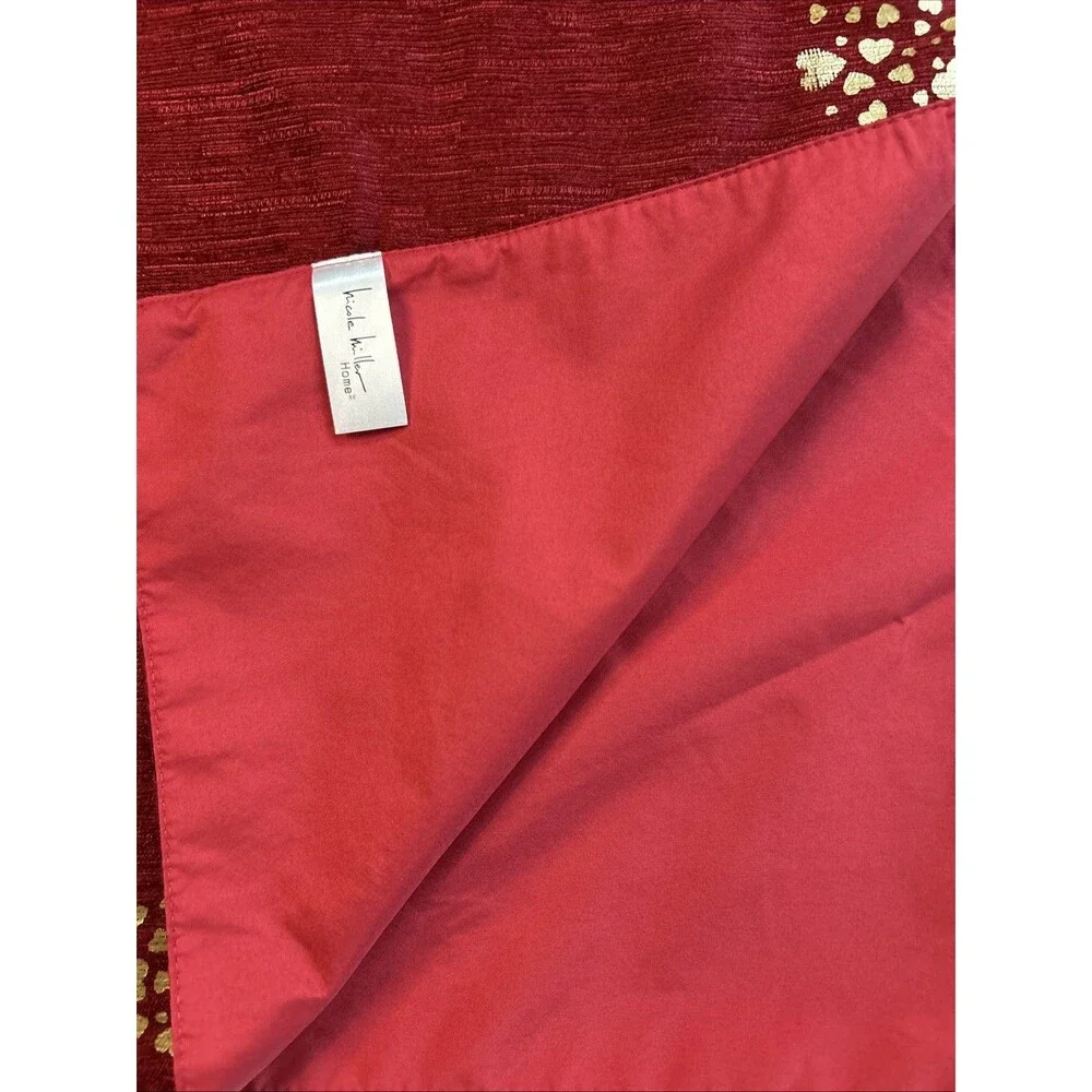 Nicole Miller Table Runner Gold Heart Red 100% Polyester Valentines